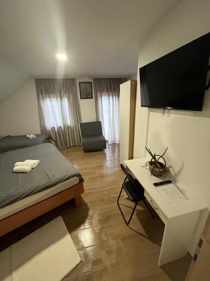 Dragatuš Rooms Balkovec מראה חיצוני תמונה